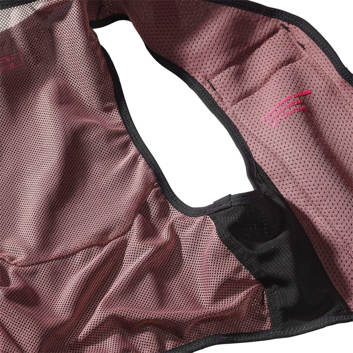 Salomon S/LAB SENSE 6 LIMITED COURTNEY EDITION Unisex Running Bag with flasks included