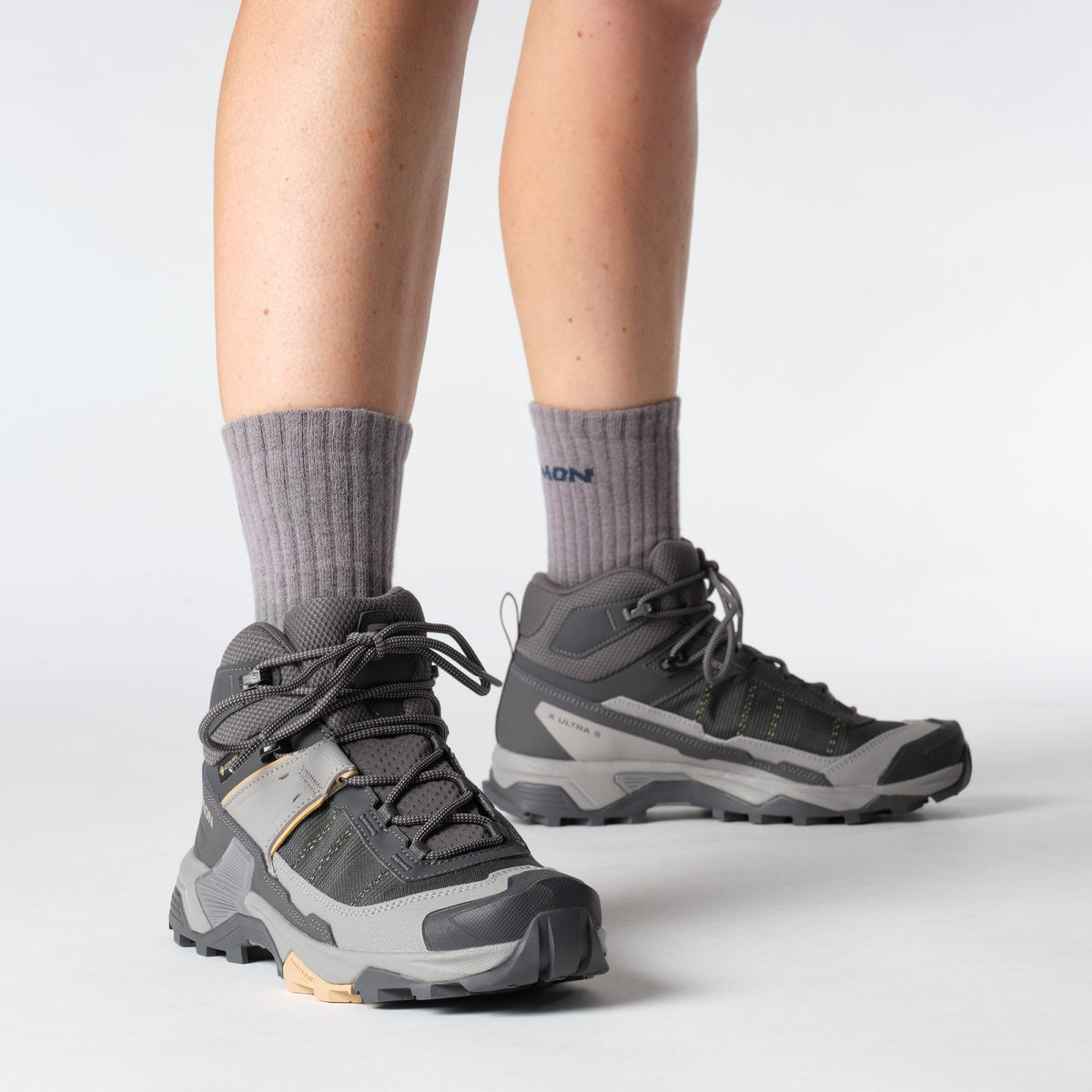 Salomon X ULTRA 5 MID GORE-TEX Purple