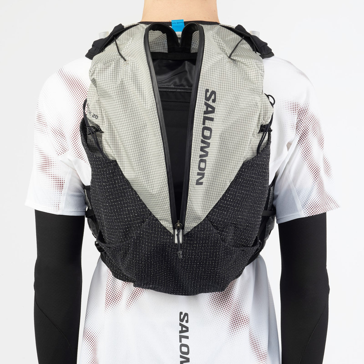 Salomon S/LAB ADVENTURE 20 Unisex Running Vest with flasks included