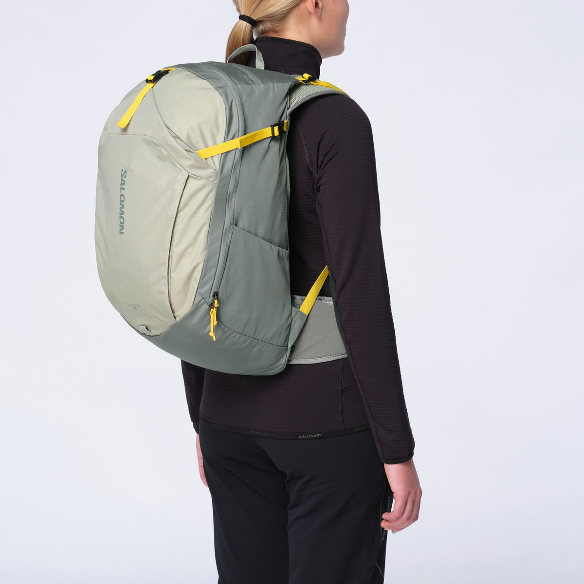 Salomon TRAILBLAZER 30 Unisex Hiking Bag