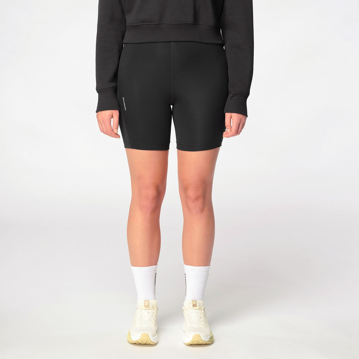 Salomon SHAKEout CORE TIGHTS 6" Women's Short Tights
