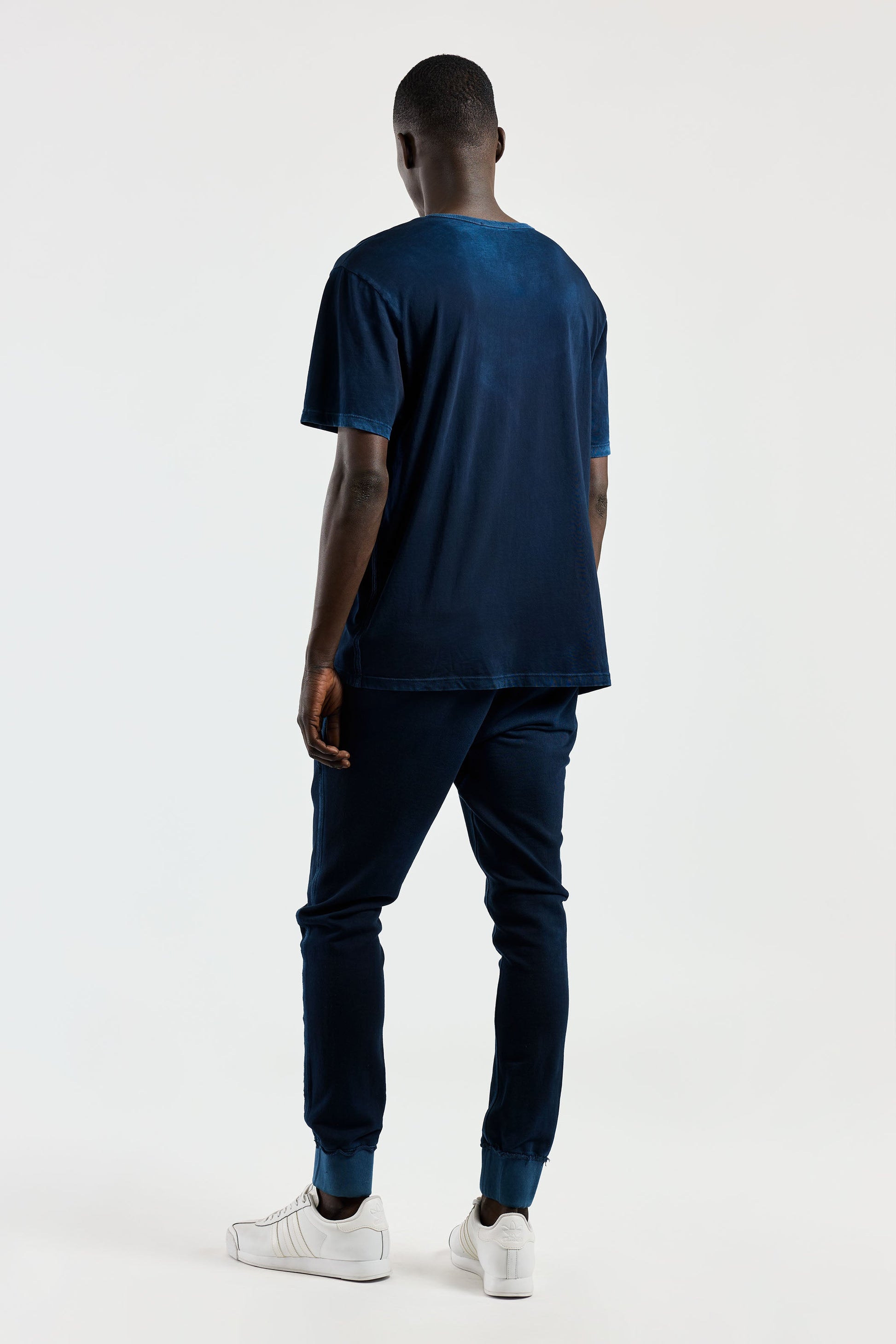 Men Classic V-Neck Tee - COTTON CITIZEN