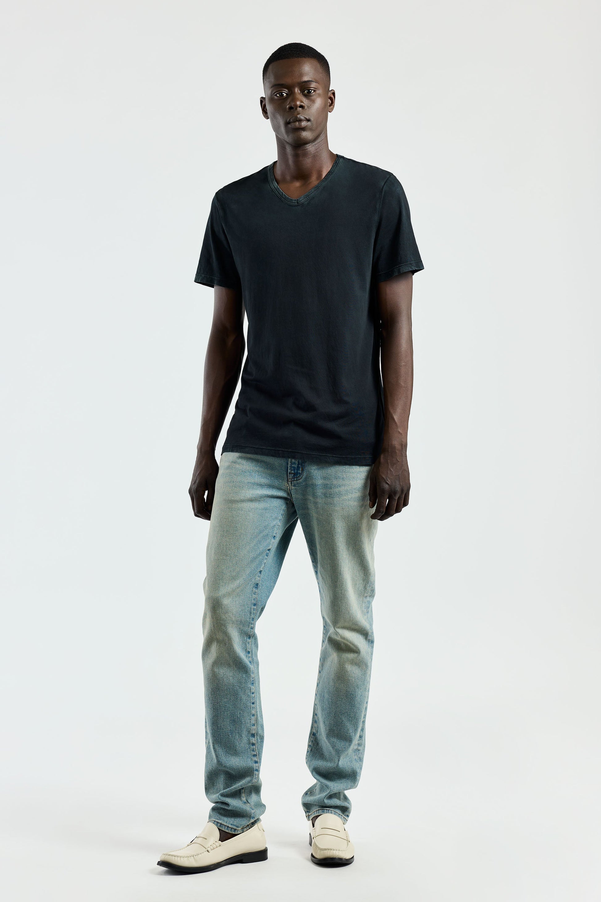 Men Classic V-Neck Tee - COTTON CITIZEN
