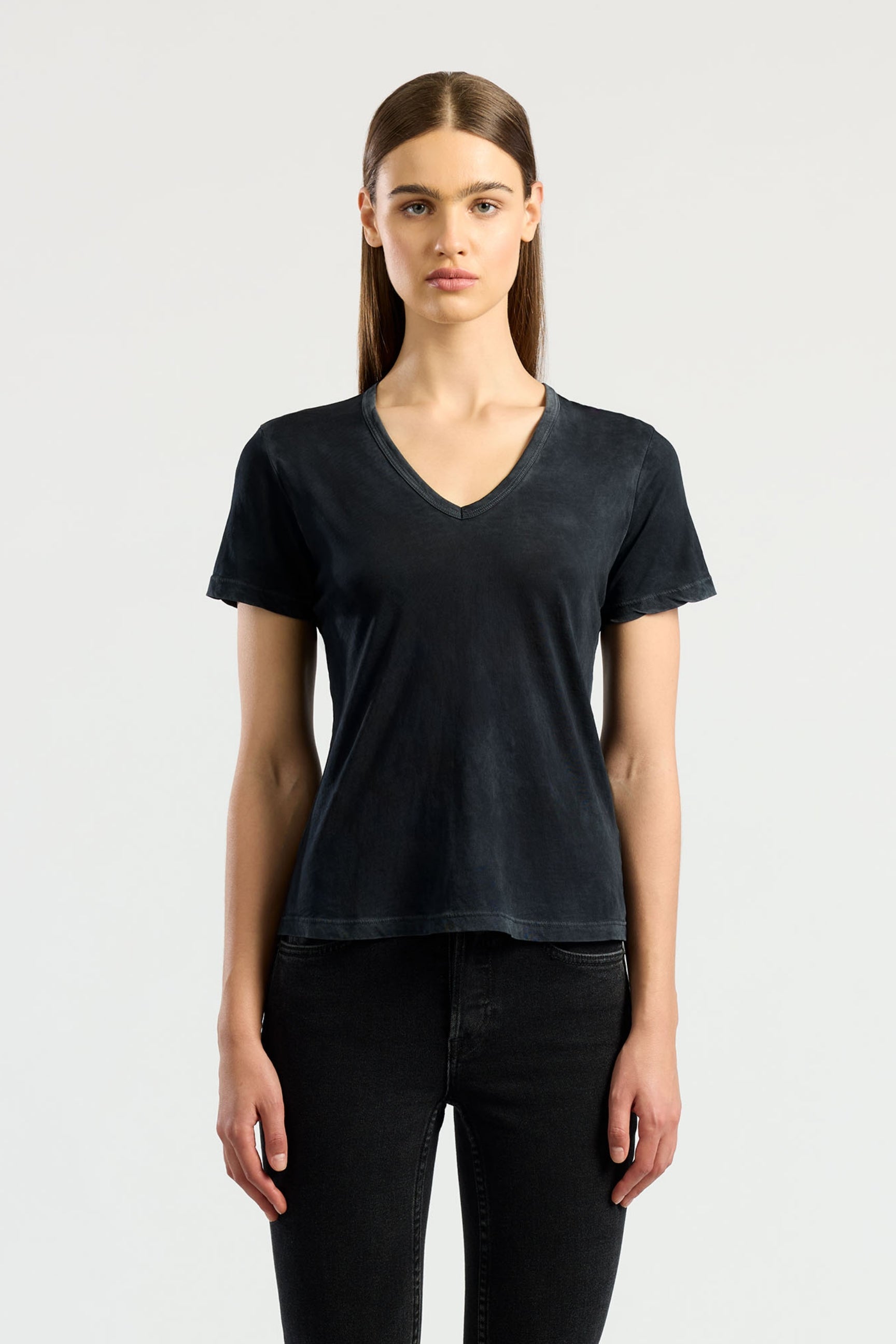 Women Standard V-Neck Tee - COTTON CITIZEN