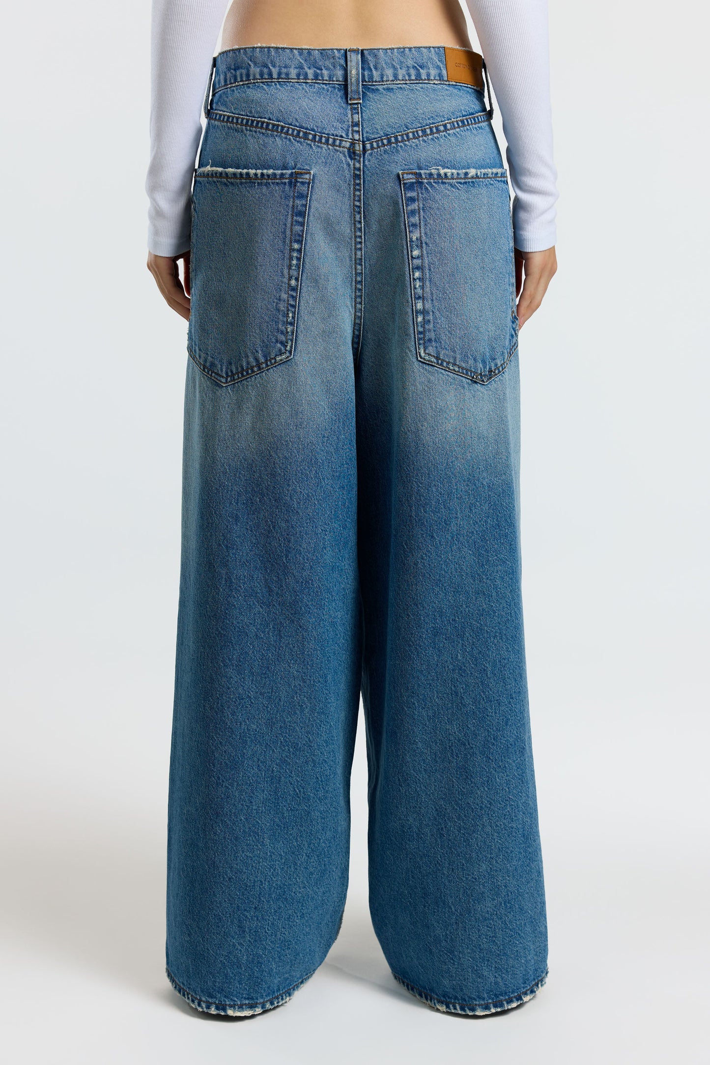 Women Baggy Jean - COTTON CITIZEN