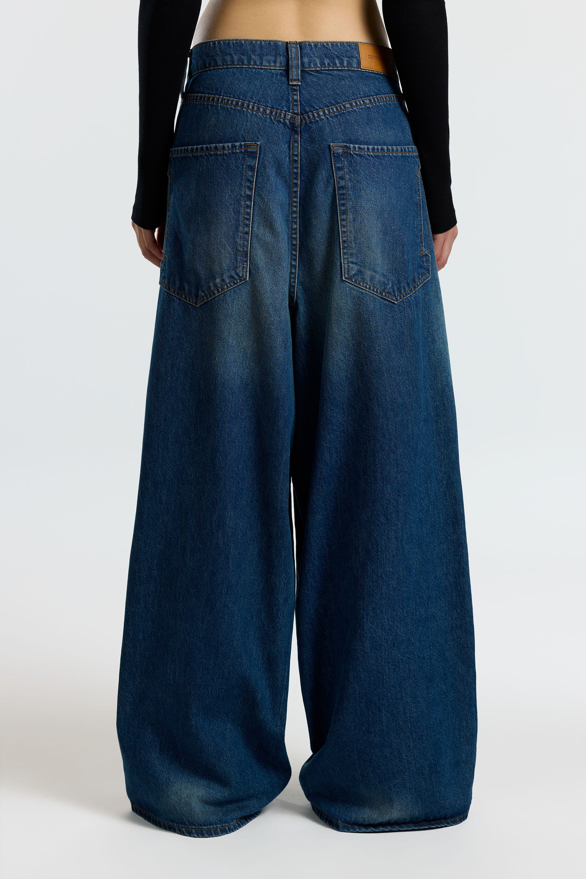 Women Baggy Jean - COTTON CITIZEN