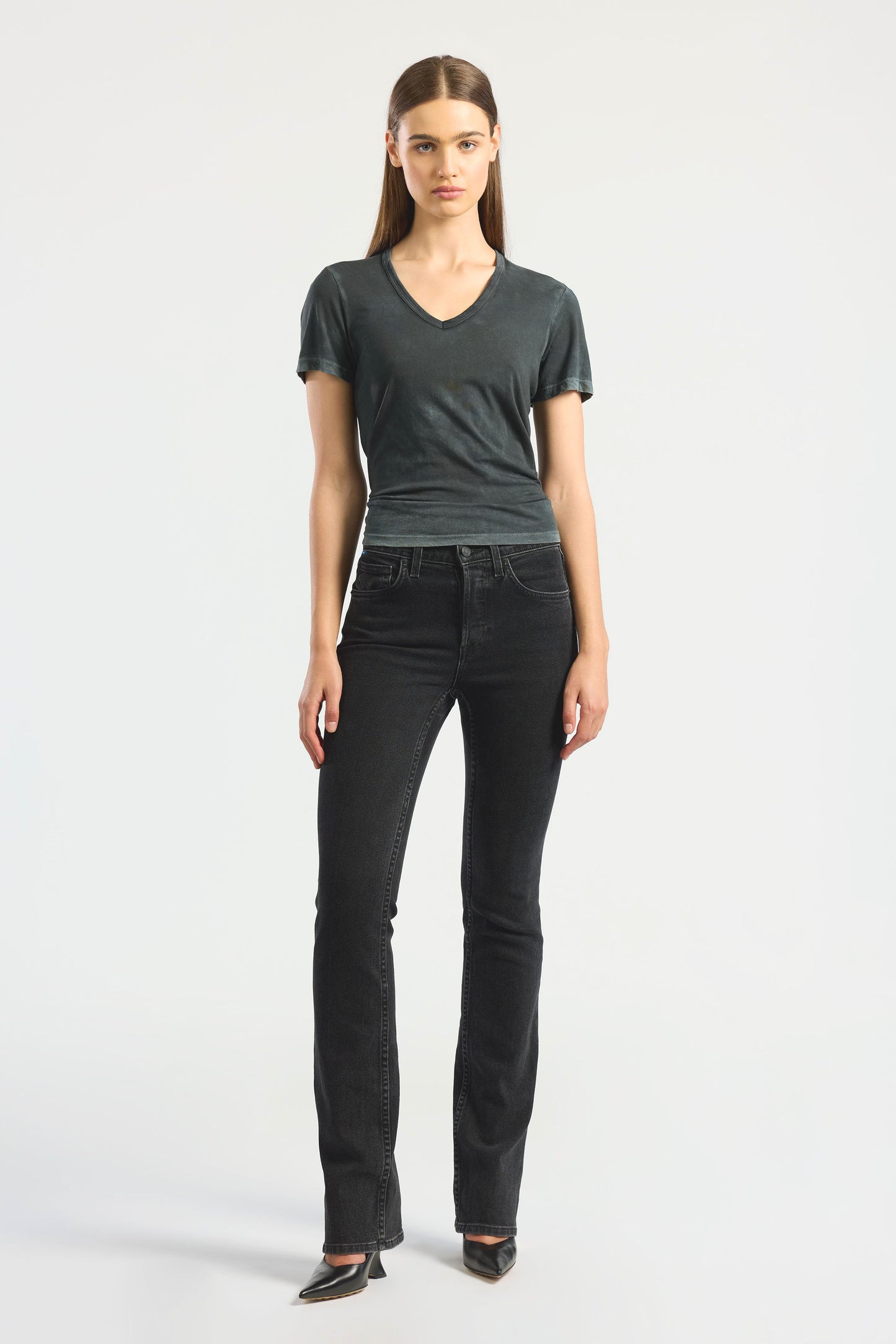 Women Standard V-Neck Tee - COTTON CITIZEN