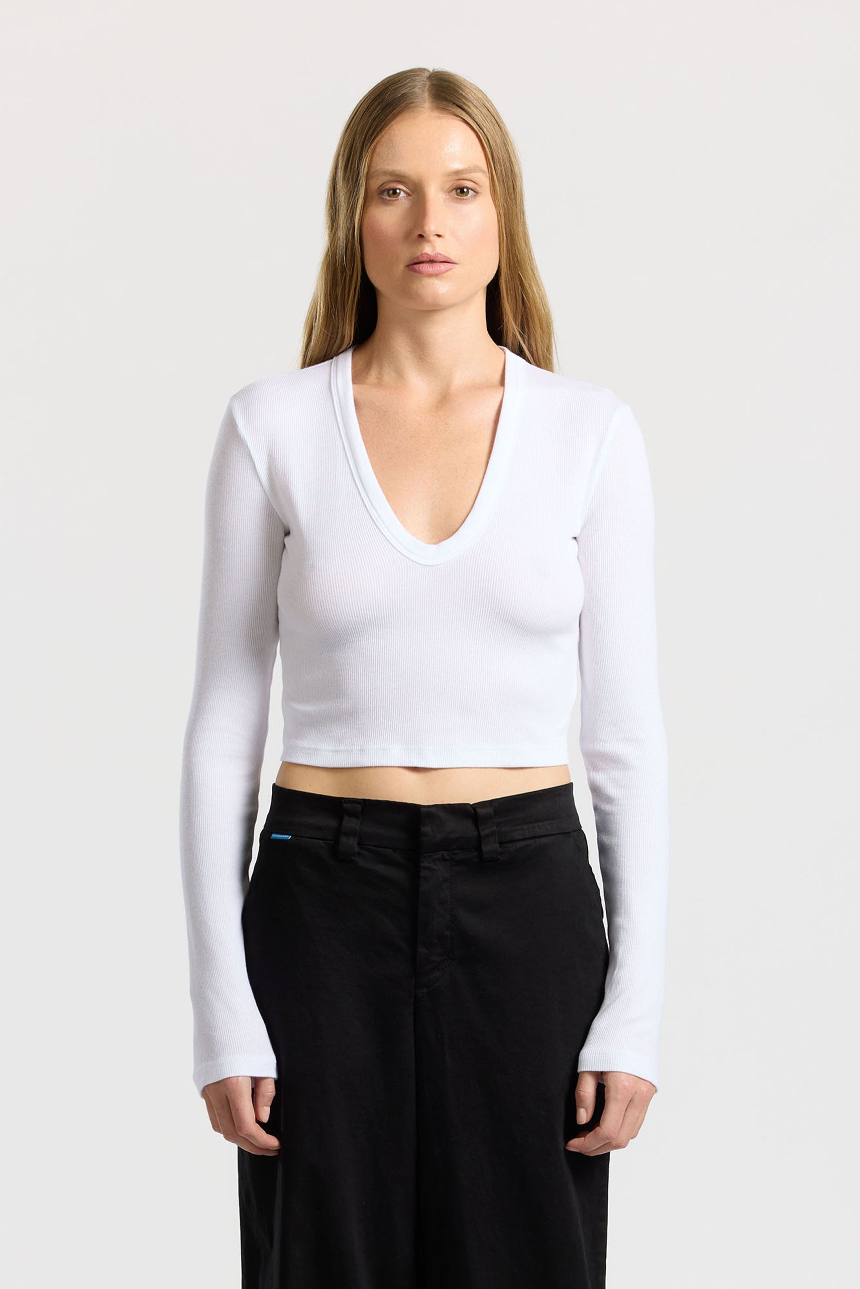 Women Verona Crop U-Neck Shirt - COTTON CITIZEN