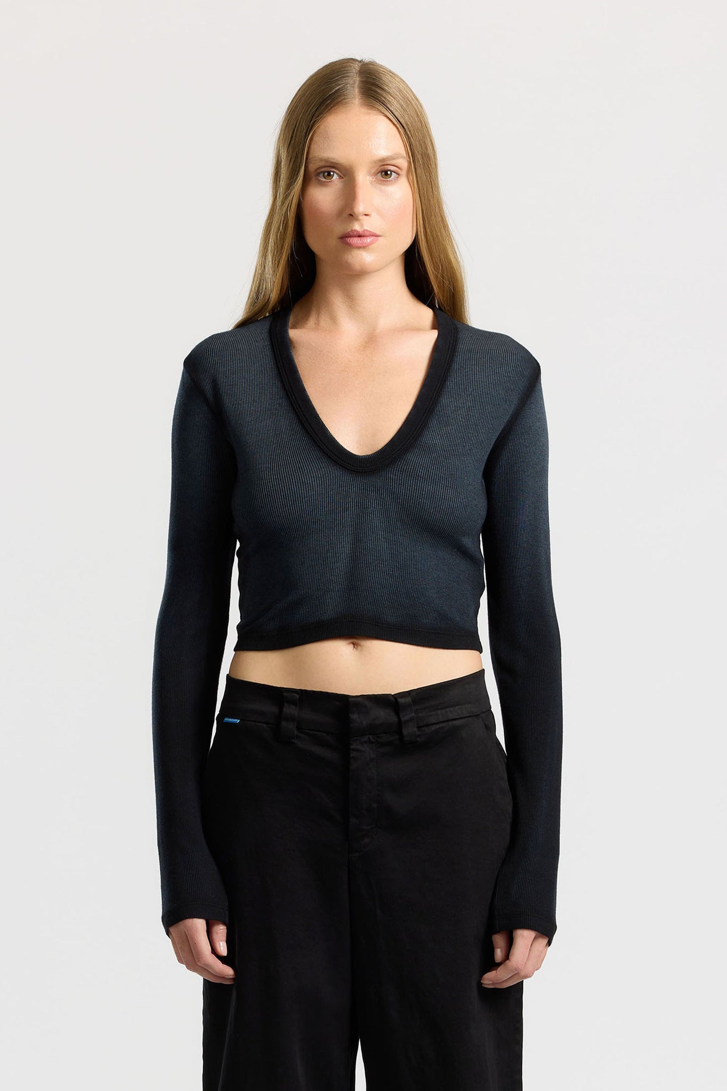 Women Verona Crop U-Neck Shirt - COTTON CITIZEN