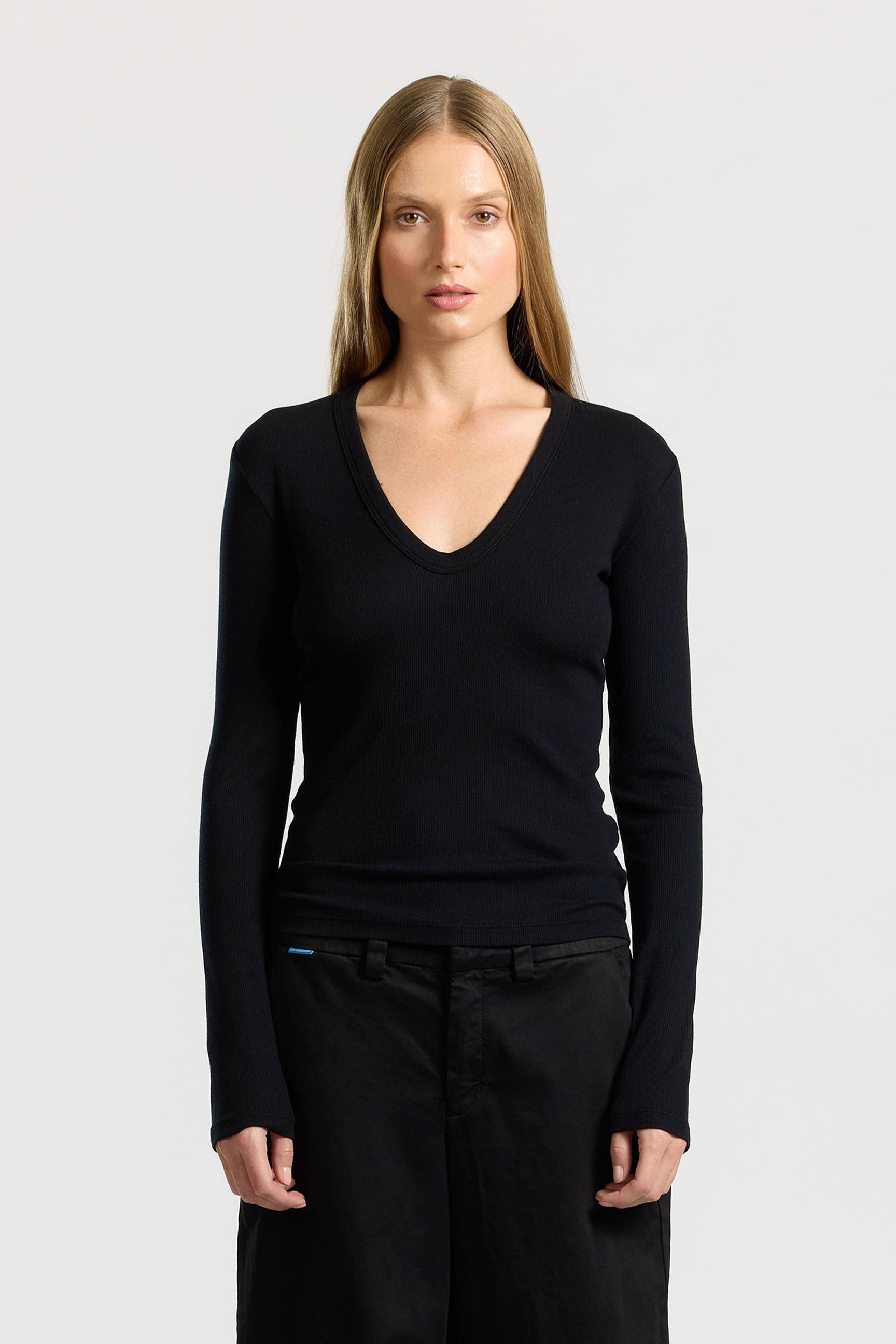Women Verona U-Neck Shirt - COTTON CITIZEN