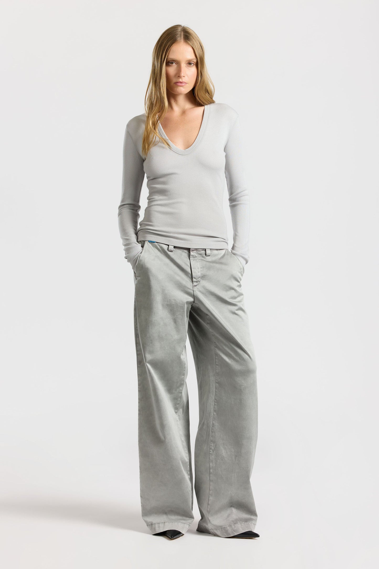 Women Verona U-Neck Shirt - COTTON CITIZEN