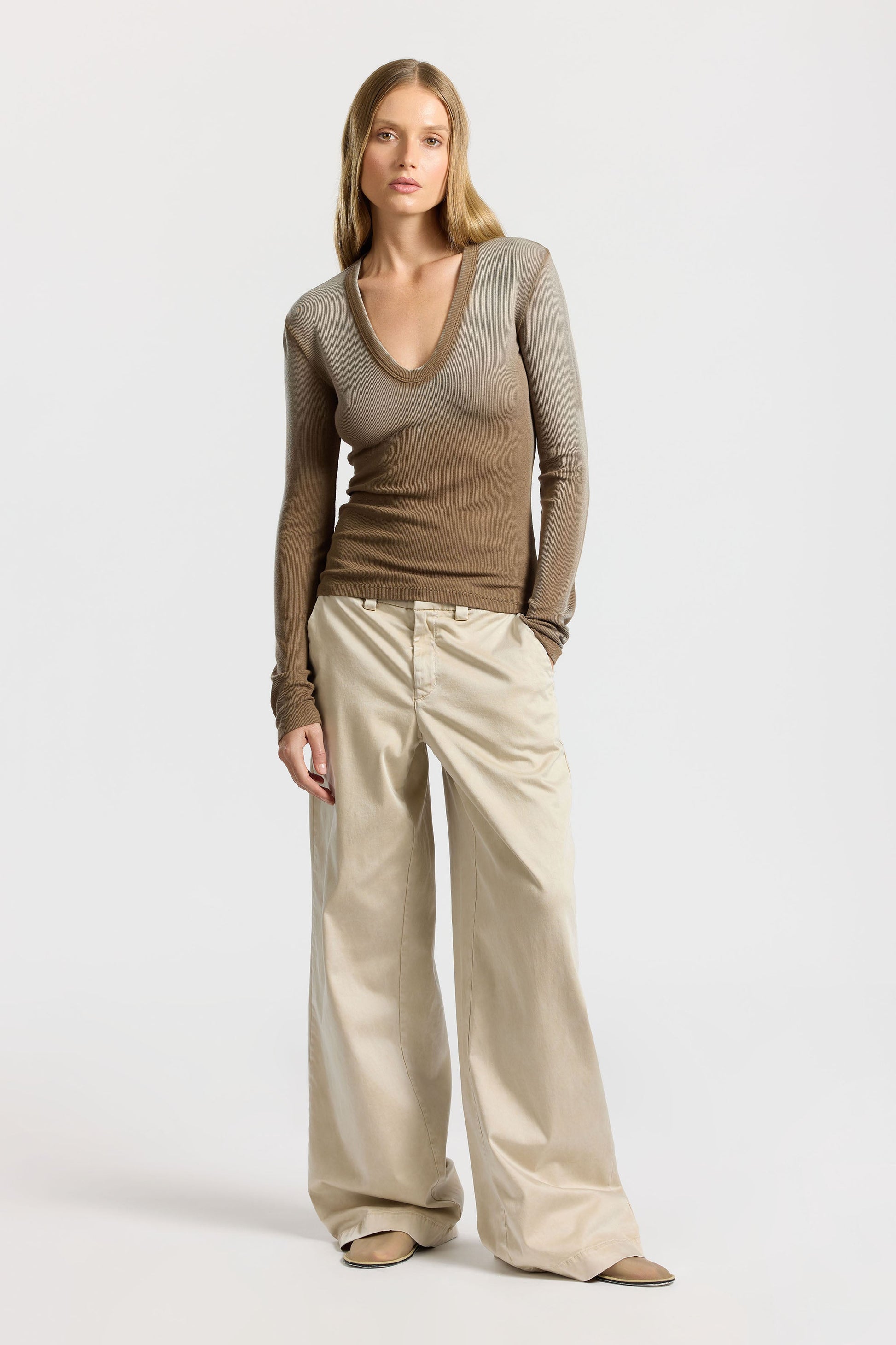 Women Verona U-Neck Shirt - COTTON CITIZEN