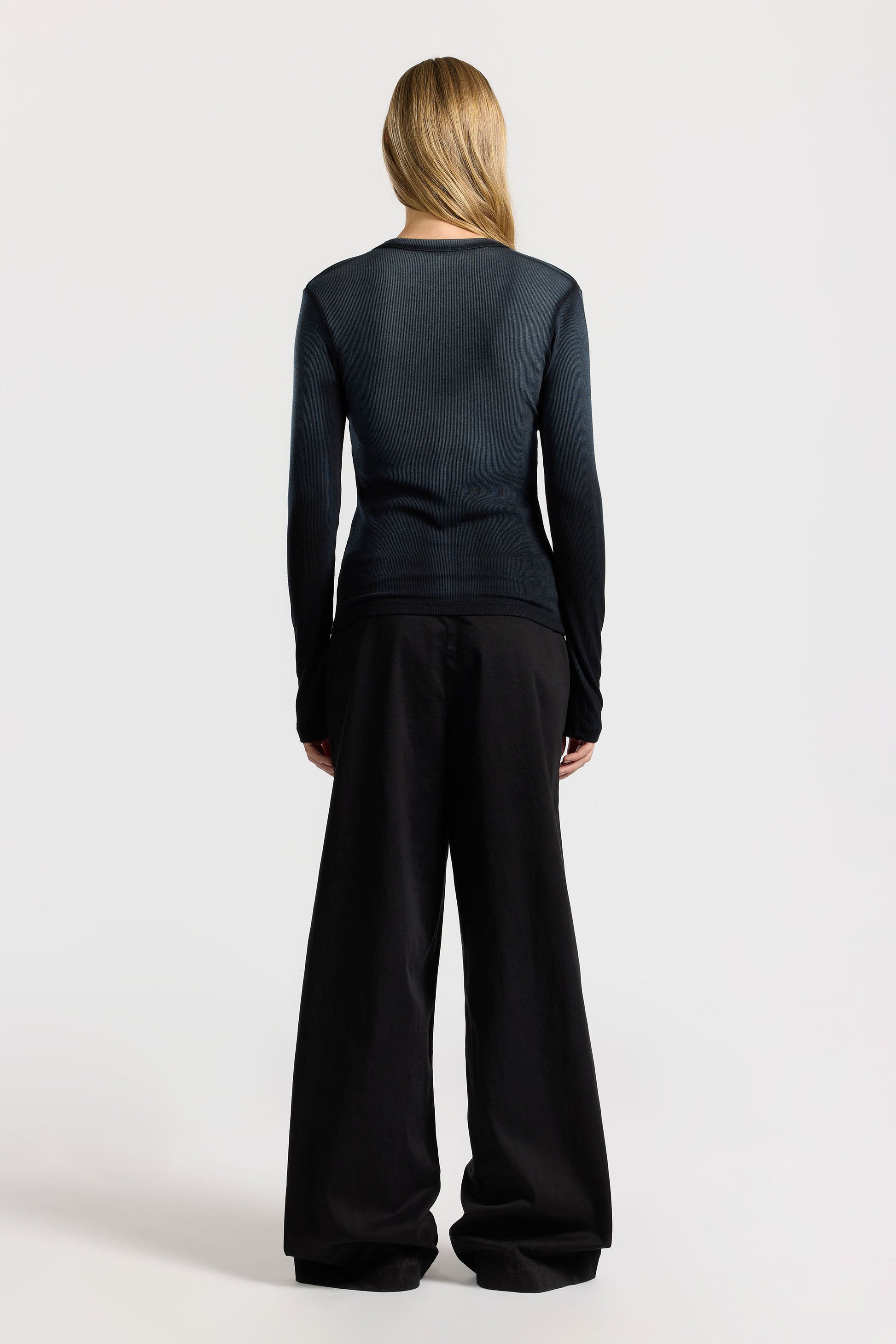 Women Verona U-Neck Shirt - COTTON CITIZEN